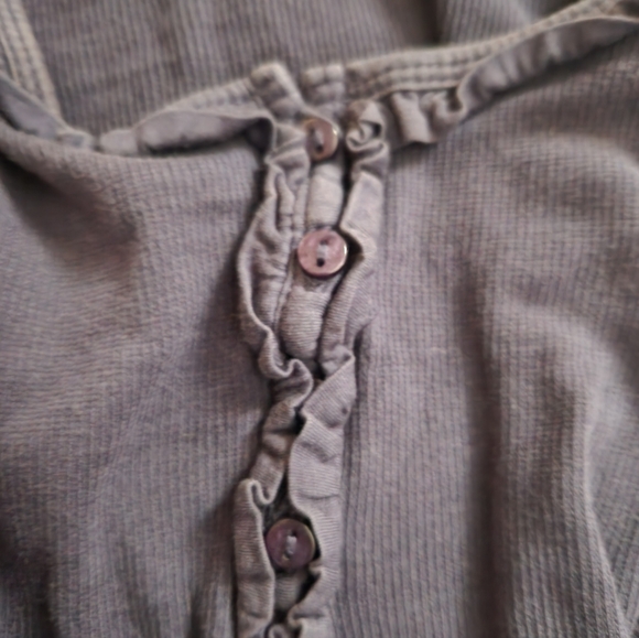 Bluenotes Ruffle Tank Top - Picture 4 of 4